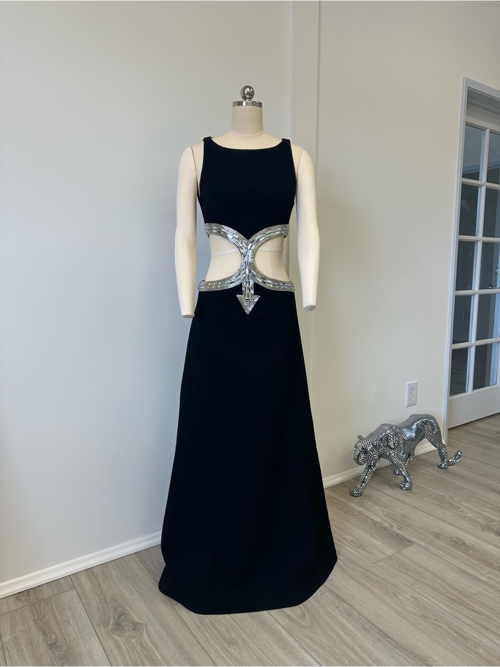 CHLOE
Textured Wool Crepe Gown - Picture 6 of 13
